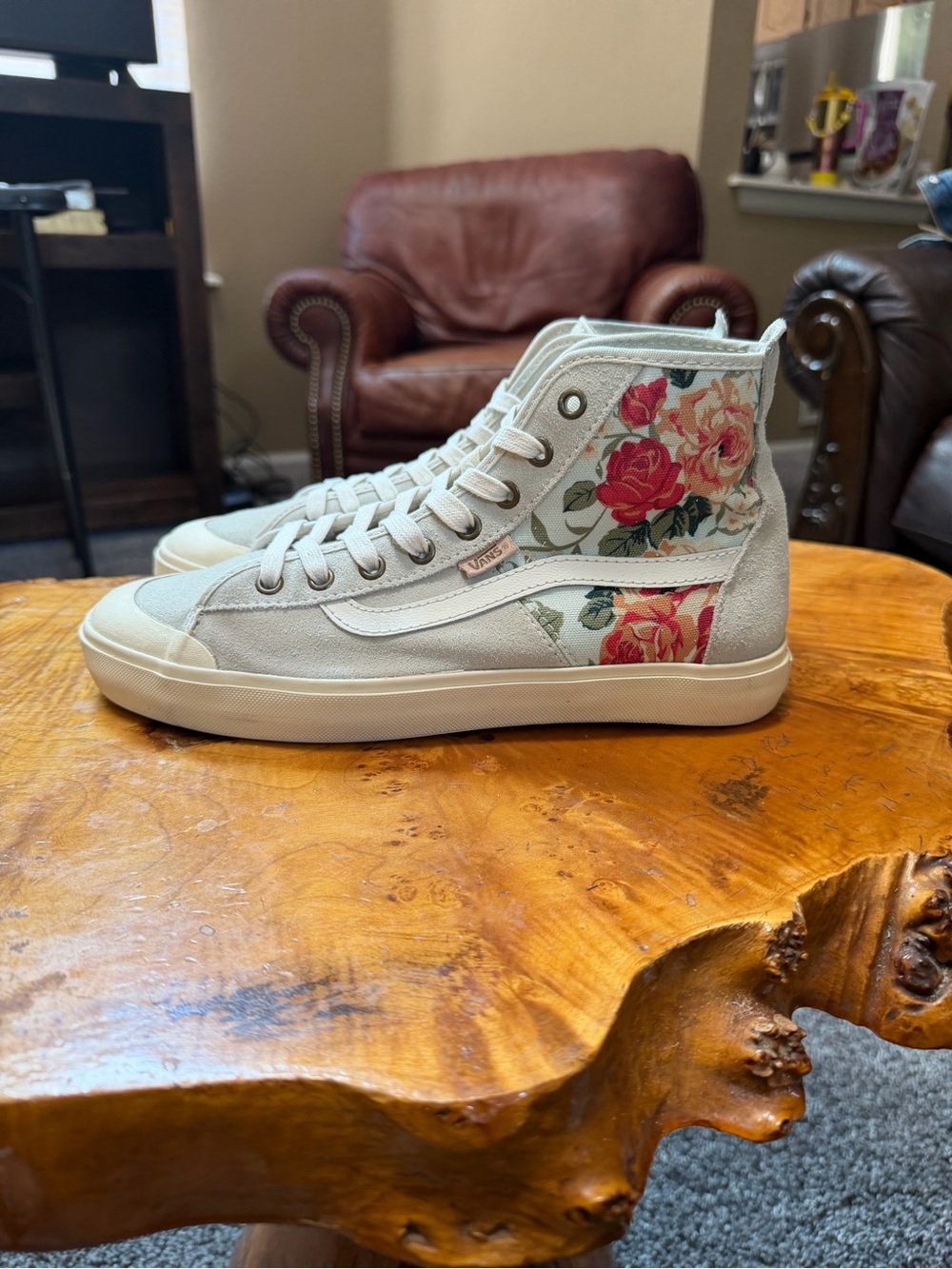 Vans Sk8-Hi Decon SF Leila Hurst Floral White Shoes Women's 9.5 / Men's 8